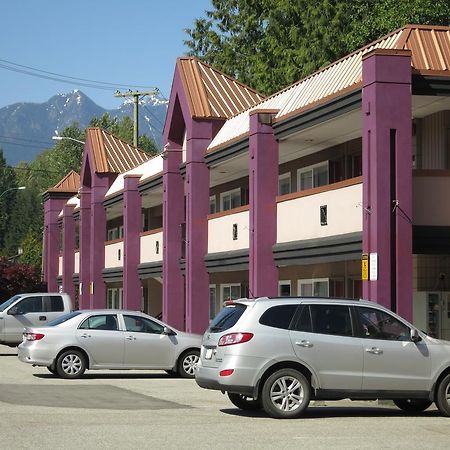 North Vancouver Hotel West Vancouver Exterior foto